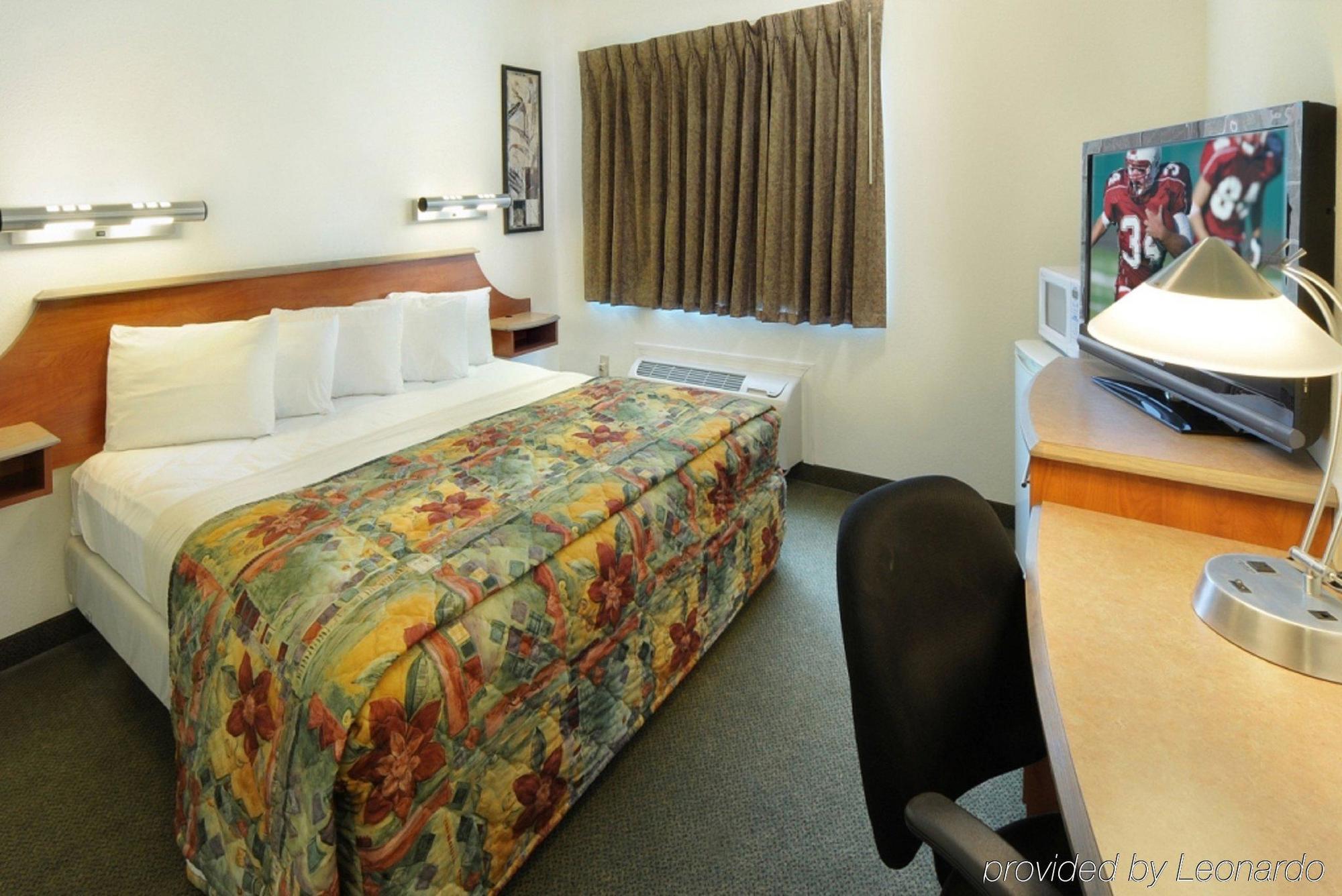 Quality Inn Куінсбері Номер фото